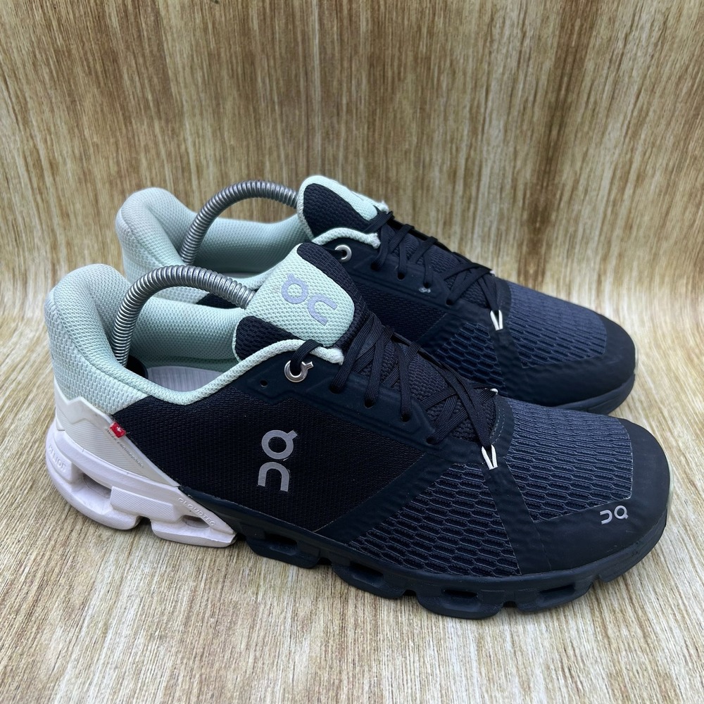 On Cloudflyer Running Shoes Women's Size 10.5 Black Stability Sneakers 51.99066